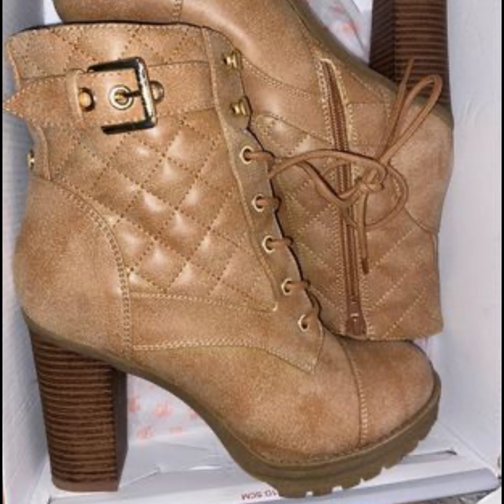 Tan boot high heel 7.5